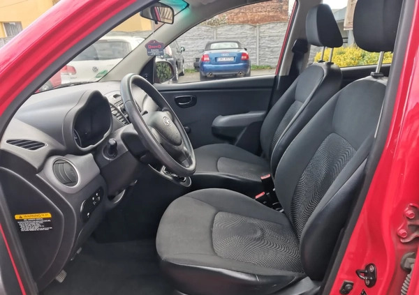 Hyundai i10 cena 13900 przebieg: 127447, rok produkcji 2013 z Czyżew małe 121